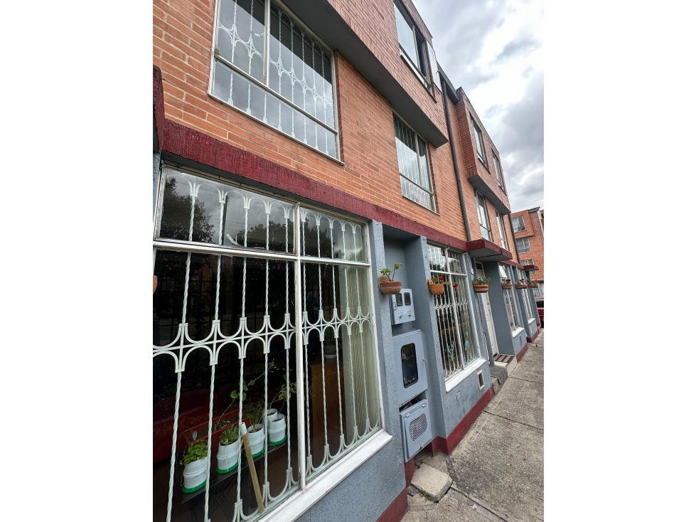 CASA EN VENTA EN CIUDAD ALSACIA