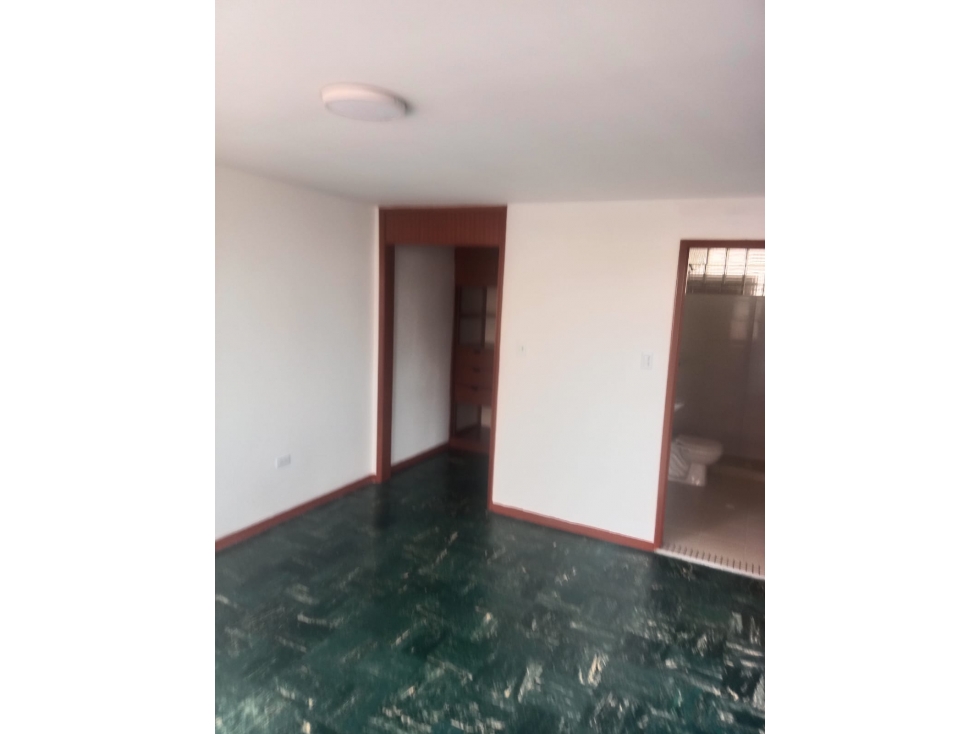 APARTAMENTO EN ARRIENDO EN LA CANDELARIA — foto 3