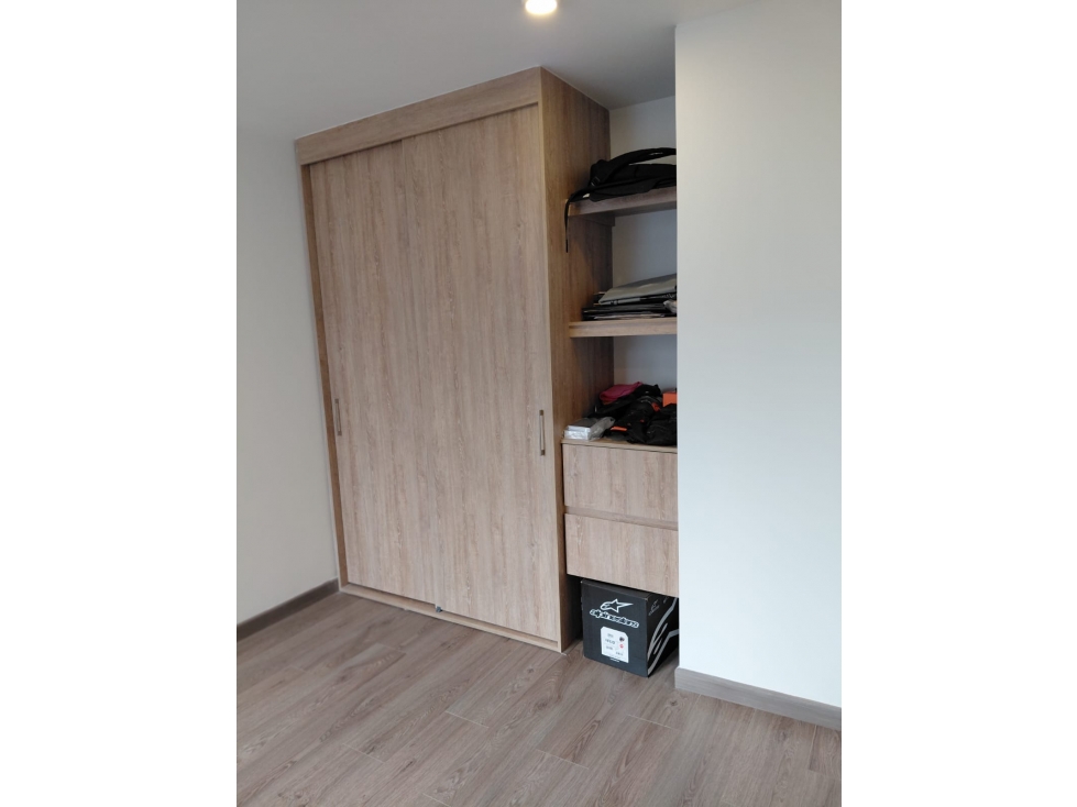 APARTAMENTO EN ARRIENDO EN CIPRES DE LA FLORIDA - GRAN GRANADA — foto 3