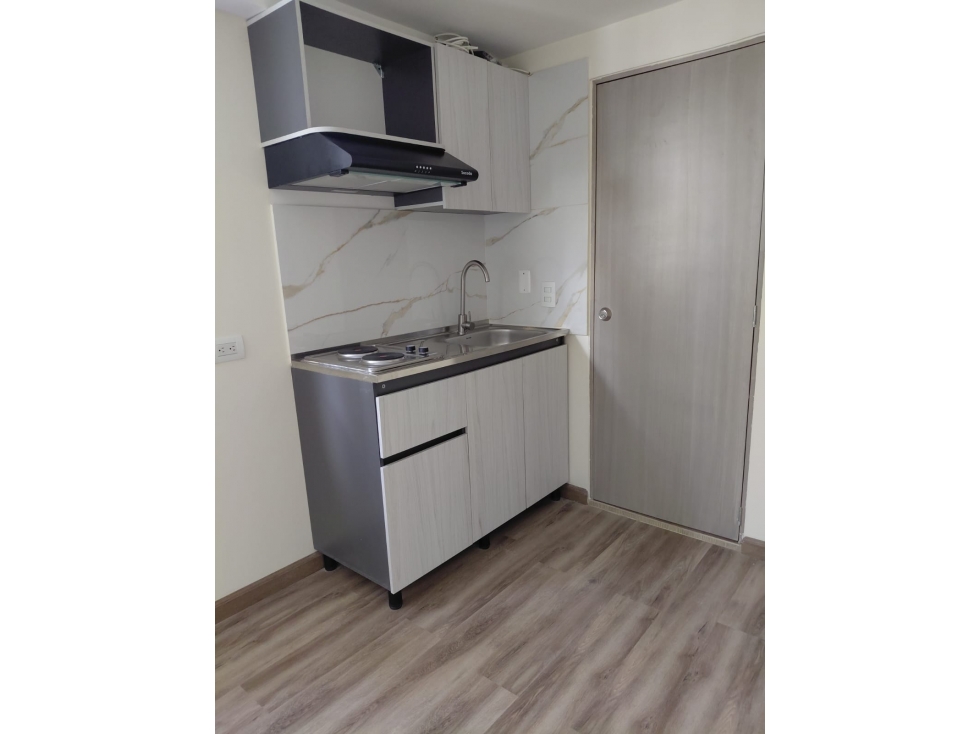 APARTAESTUDIO EN ARRIENDO EN ALHAMBRA — foto 6