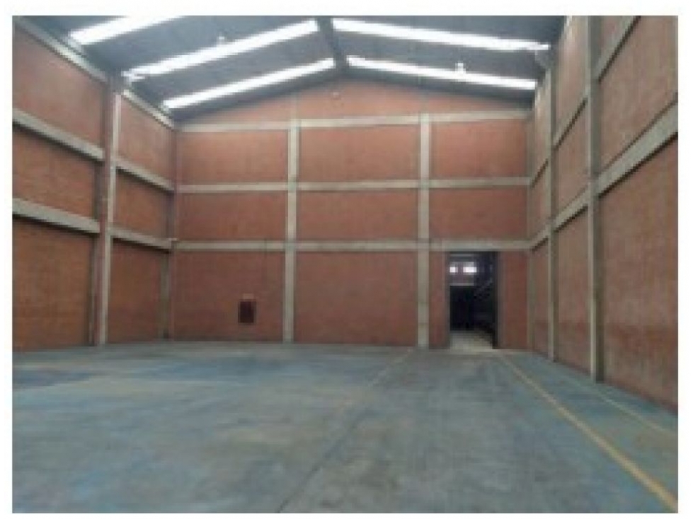 BODEGA EN ARRIENDO EN MONTEVIDEO FONTIBON — foto 2