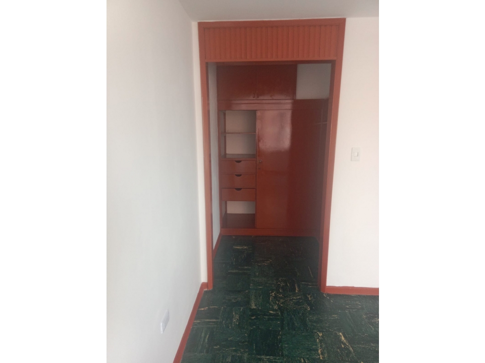 APARTAMENTO EN ARRIENDO EN LA CANDELARIA — foto 4