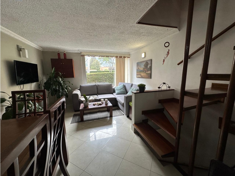 CASA EN VENTA EN CEDRITOS — foto 2