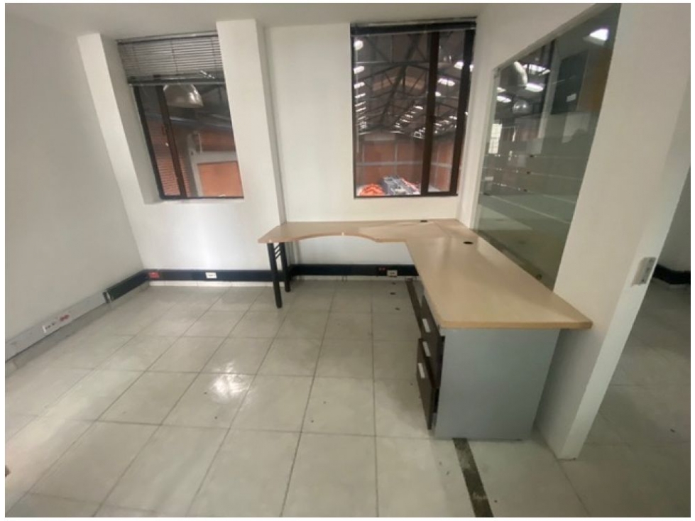 BODEGA EN ARRIENDO EN ZONA INDUSTRIAL MONTEVIDEO — foto 6