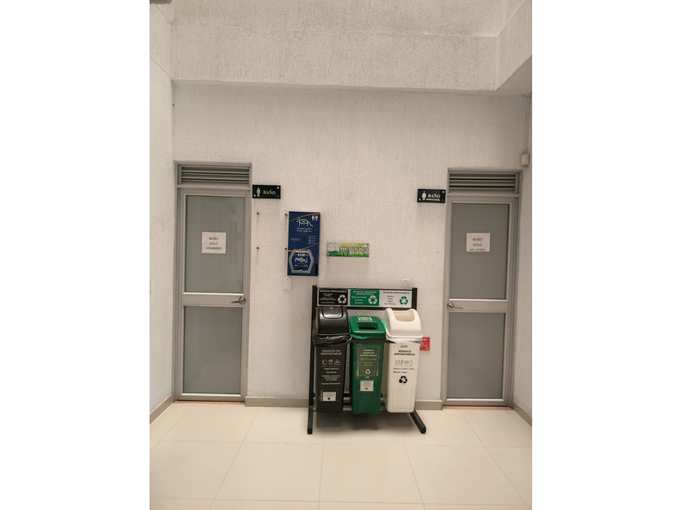 SE ARRIENDA CONSULTORIO U OFICINA - 5