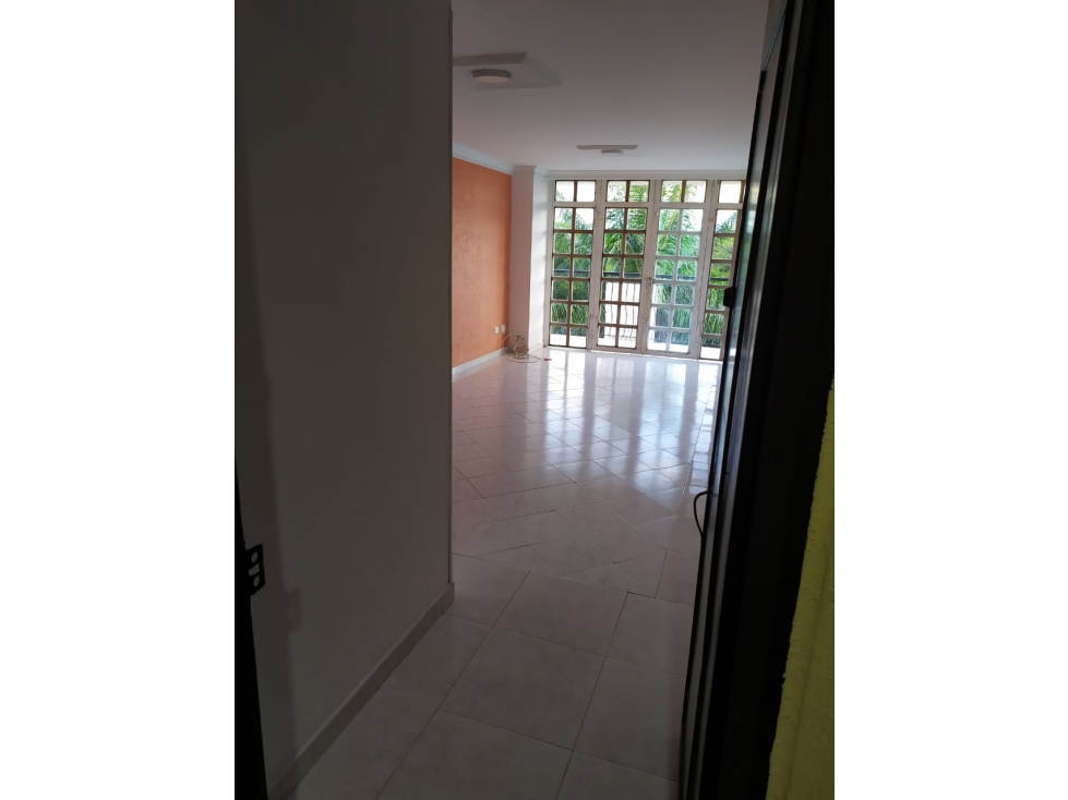 SE ARRIENDA APATARTAMENTO-TORRES DE LA CAMILA — foto 4
