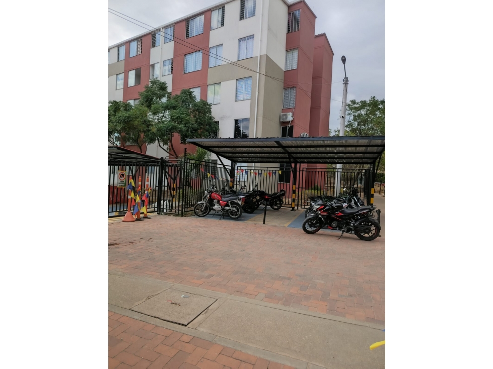 SE ARRIENDA O VENDE APARTAMENTO-ALTOS DE CAÑA BRAVA — foto 3