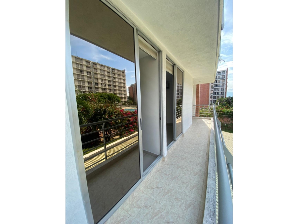 SE VENDE APARTAMENTO BOSQUES DE SANTA ANA — foto 4