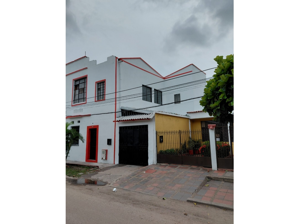 SE ARRIENDA LOCAL COMERCIAL ALTICO - 3