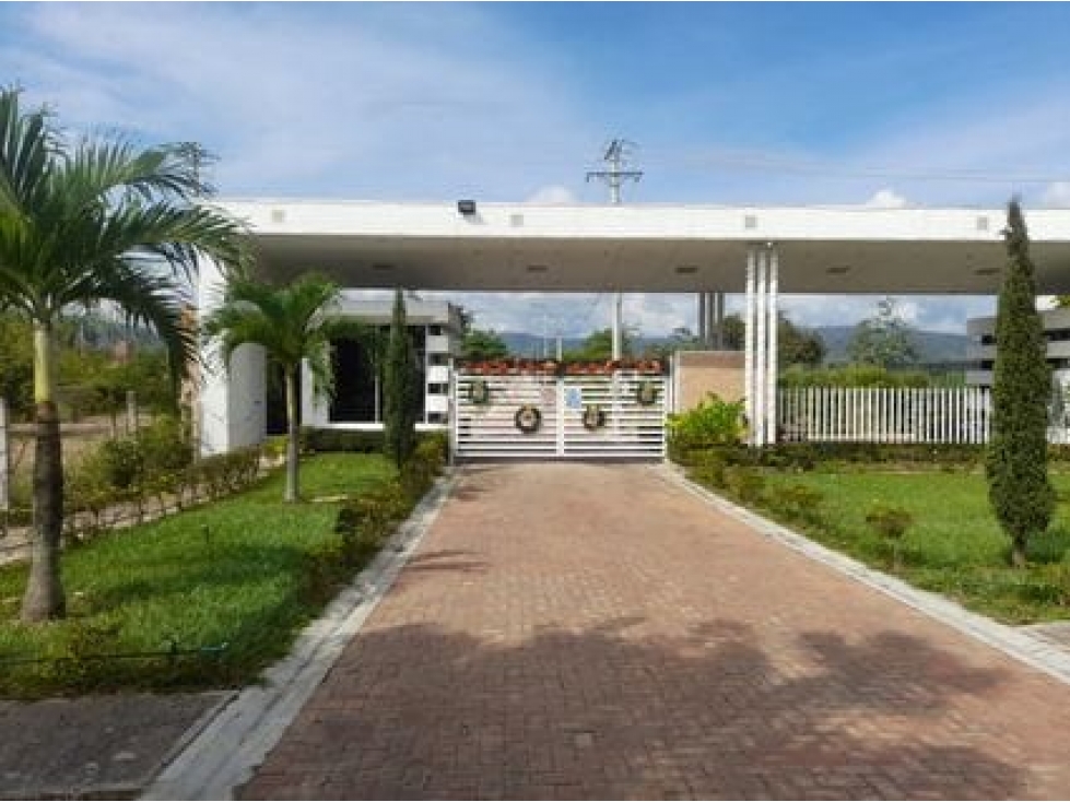 SE VENDE LOTE CAMPESTRE- CONDOMINIO VALLE GRANDE — foto 2
