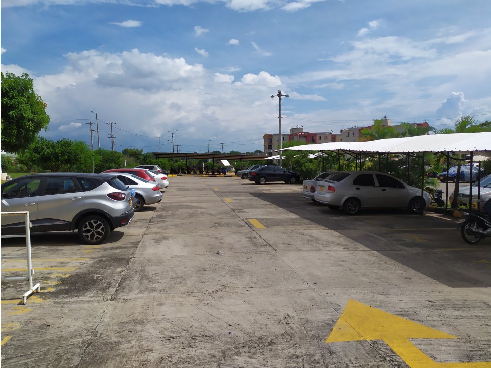 SE VENDE APARTAMENTO EN EL TESORO I - 2