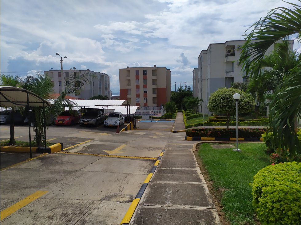 SE VENDE APARTAMENTO EN EL TESORO I - 4