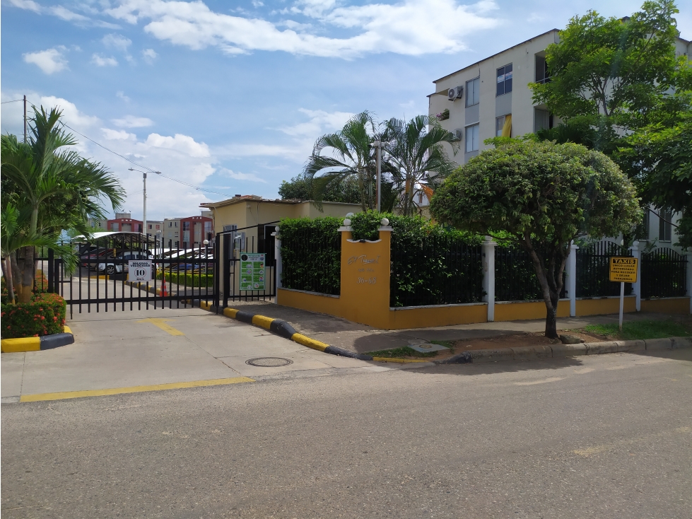 SE VENDE APARTAMENTO EN EL TESORO I - 3