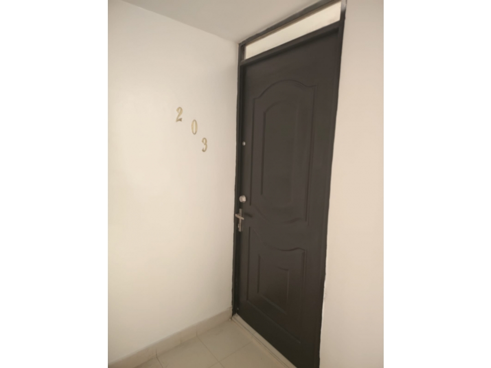 SE VENDE APARTAMENTO EN EL TESORO I - 5
