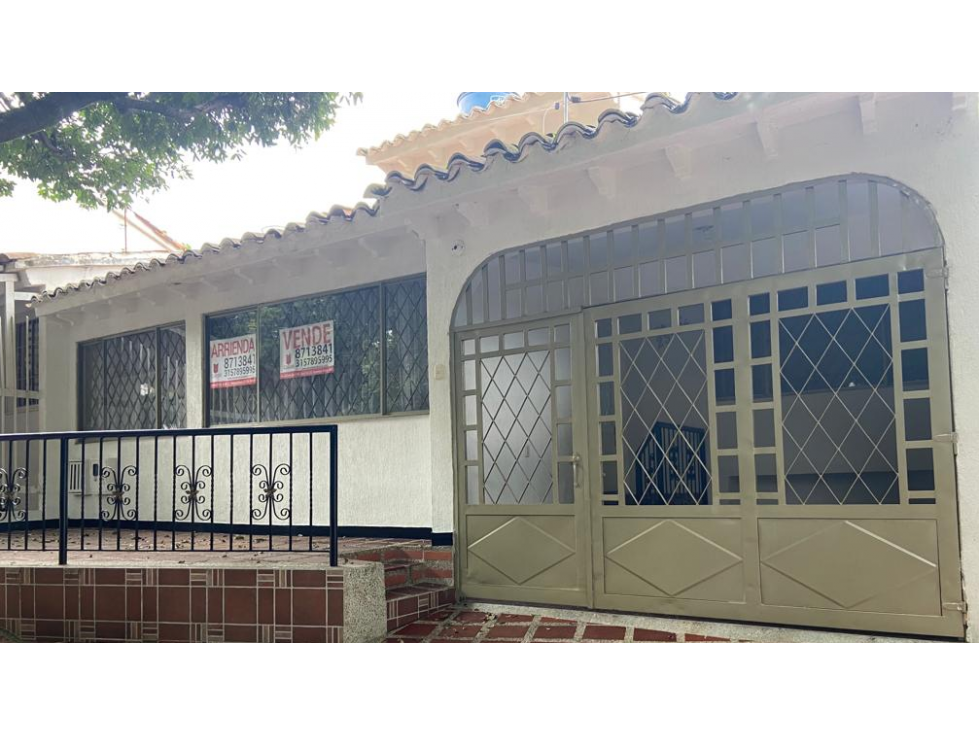 SE VENDE CASA BARRIO LA GAITANA
