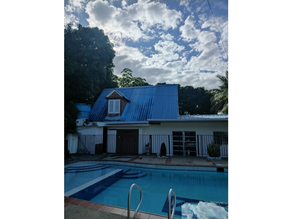 SE VENDE CASA CAMPESTRE - NEIVA - 2