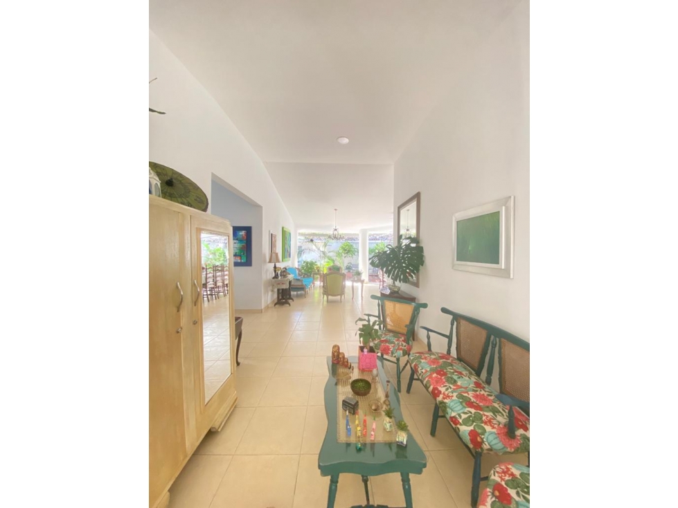 SE ARRIENDA CASA EN BARRIO QUIRINAL - 1
