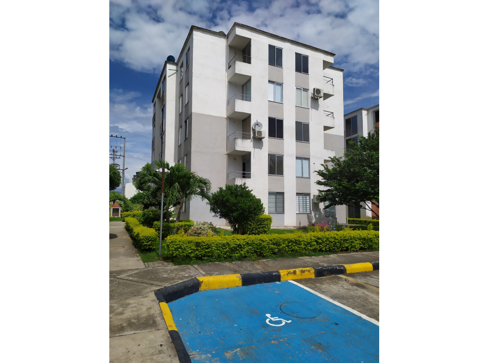 SE VENDE APARTAMENTO EN EL TESORO I - 1