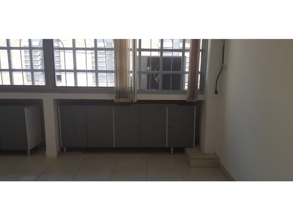SE ARRIENDA OFICINA CENTRO DE NEIVA 205 - 5