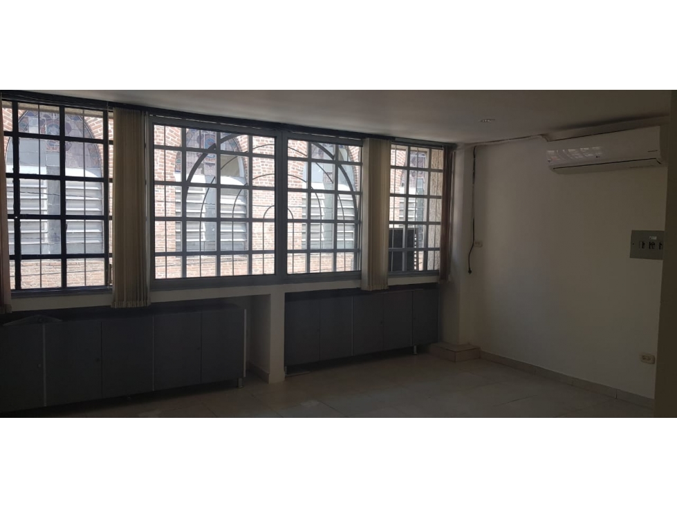 SE ARRIENDA OFICINA CENTRO DE NEIVA 205 - 6