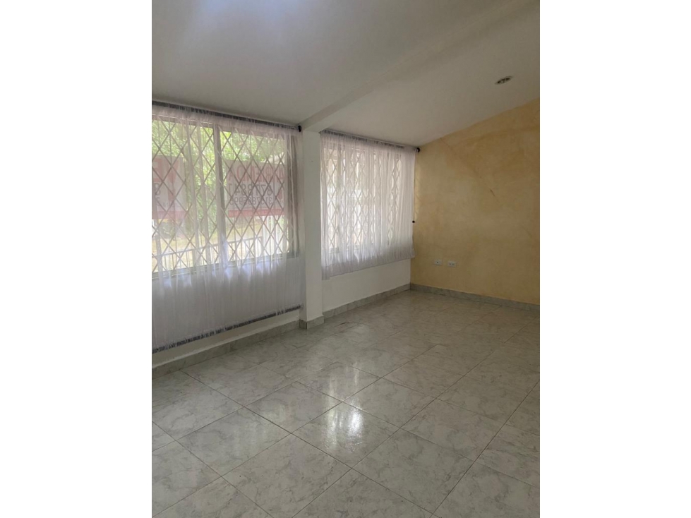 SE VENDE CASA BARRIO LA GAITANA — foto 4