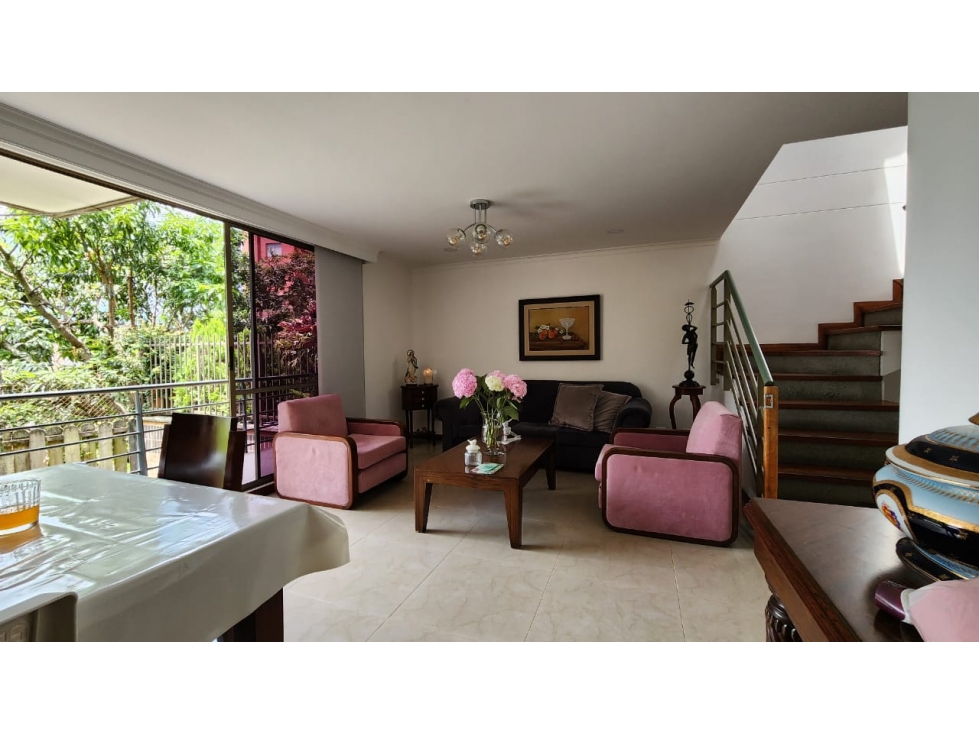 Venta de casa en Benedictinos