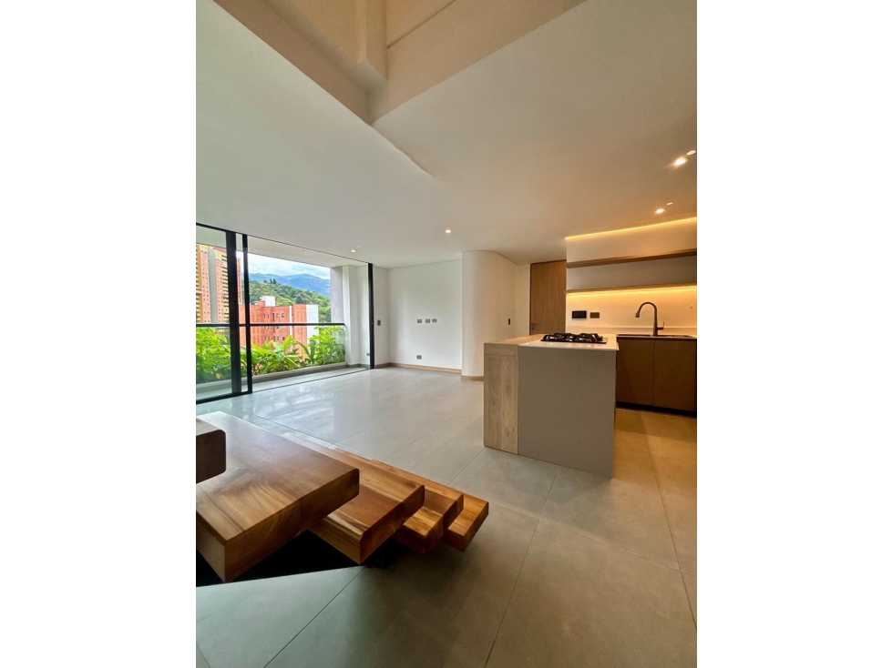 VENTA DE PENTHOUSE EN LAURELES -LA CASTELLANA