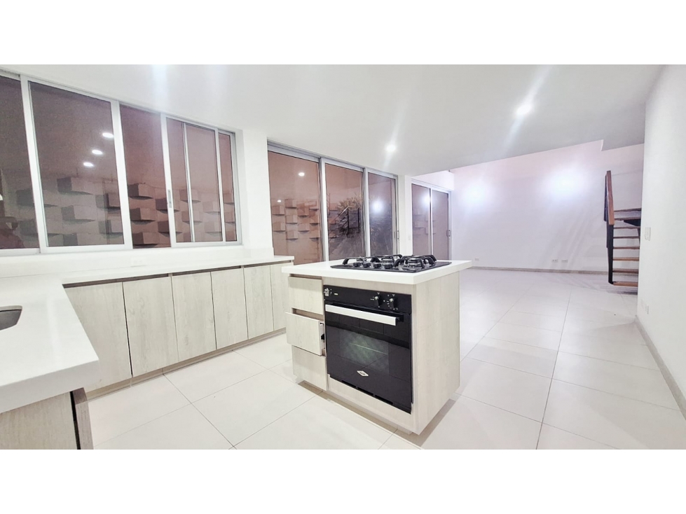 ZONA DE ALTA VALORIZACIÓN, CASA UNIFAMILIAR EN RIONEGRO — foto 3
