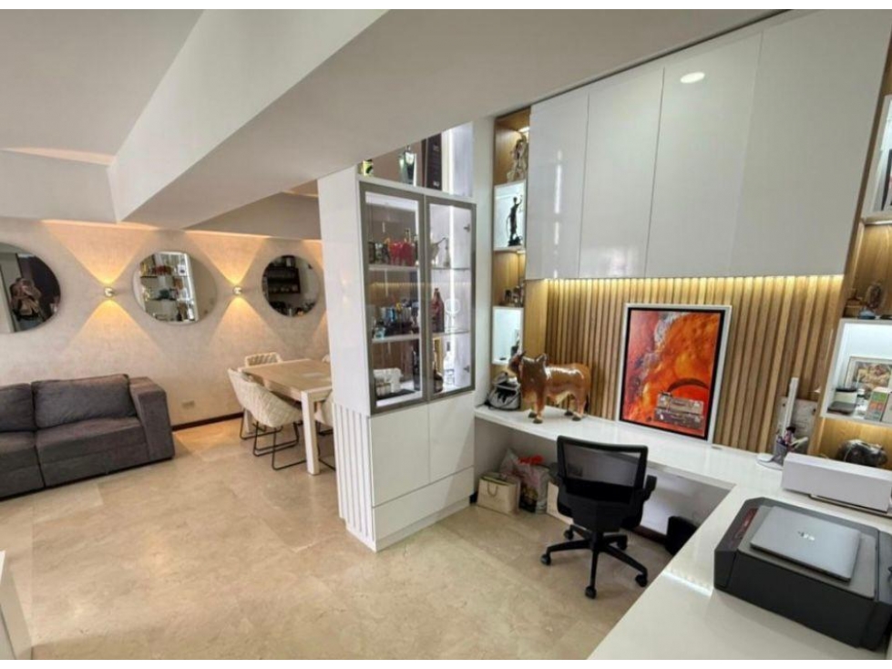 EN VENTA, BIEN UBICADO Y LUJOSO EN SABANETA- ALTO DE LAS FLORES — foto 5