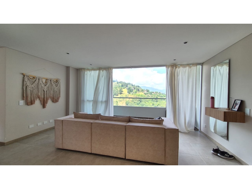 Vendo apartamento con una vista hermosa en Camino Verde, Envigado — foto 4