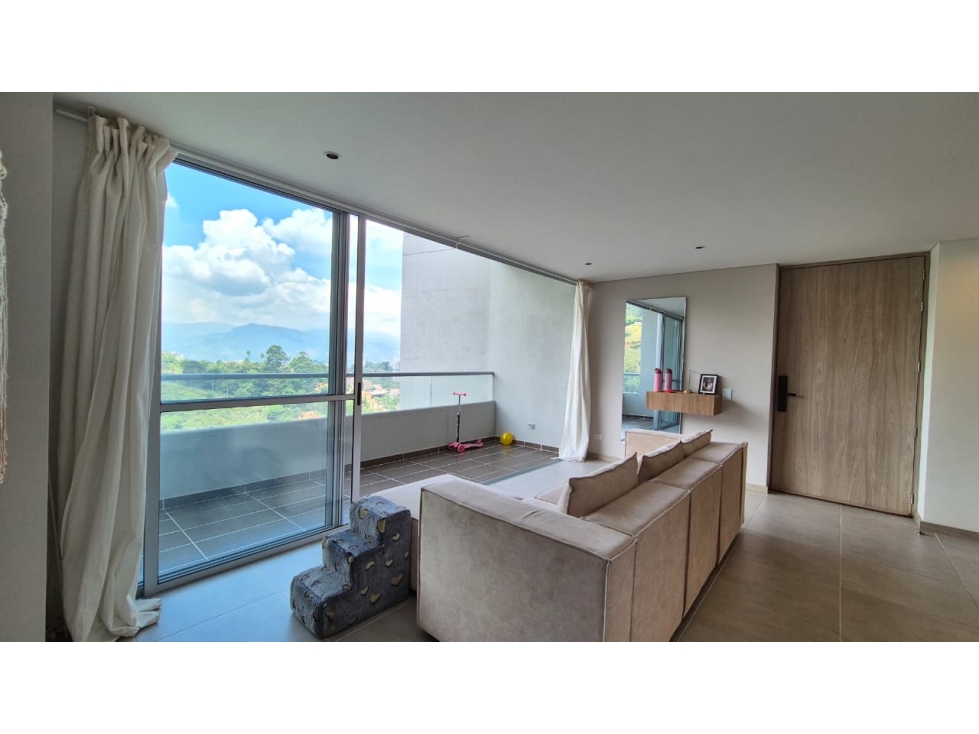 Vendo apartamento con una vista hermosa en Camino Verde, Envigado — foto 3