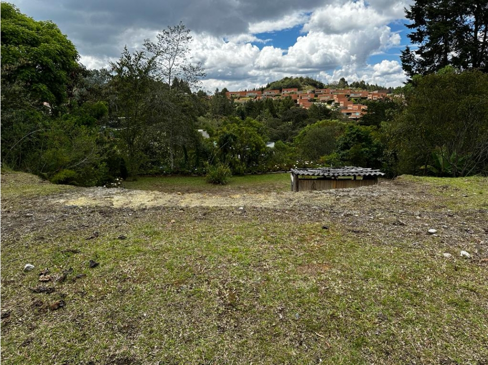 Venta de lote en Alto de Palmas — foto 3