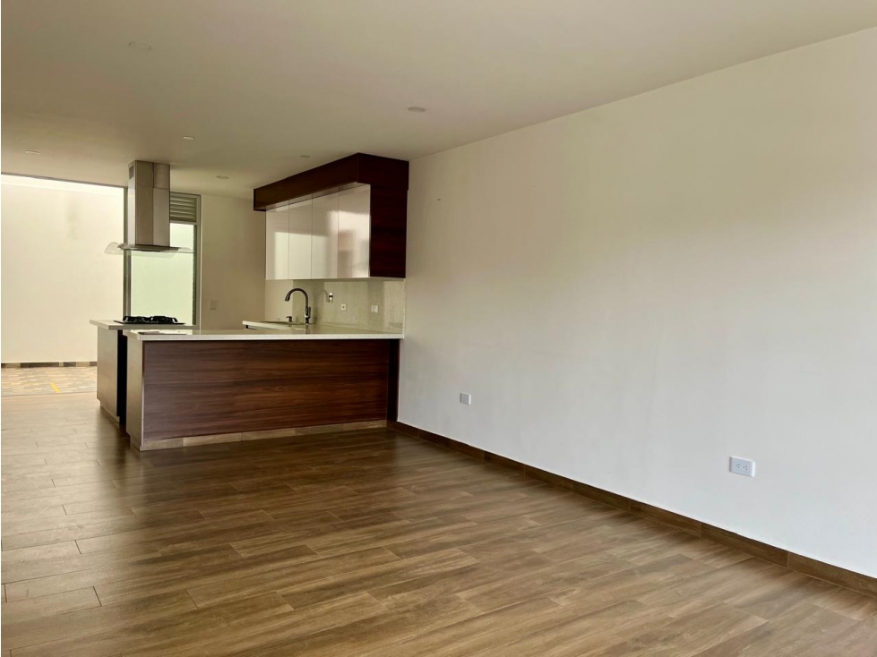 Venta de casa en La Ceja - 1