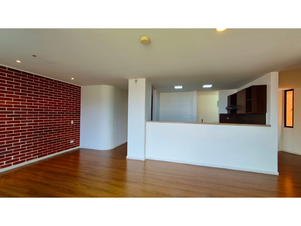 VENTA DE APARTAMENTO EN ENVIGADO SECTOR LOMA DEL ESMERALDAL — foto 2
