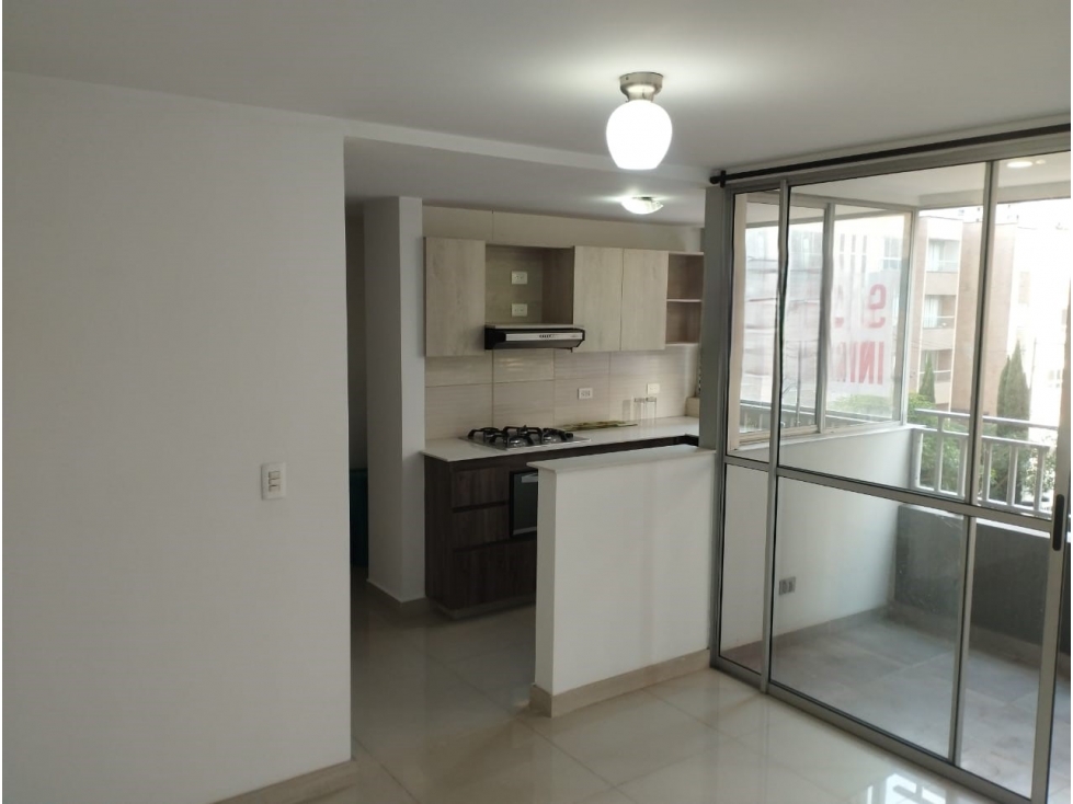 Apartamento en venta en Suramérica- Amplio y moderno — foto 2