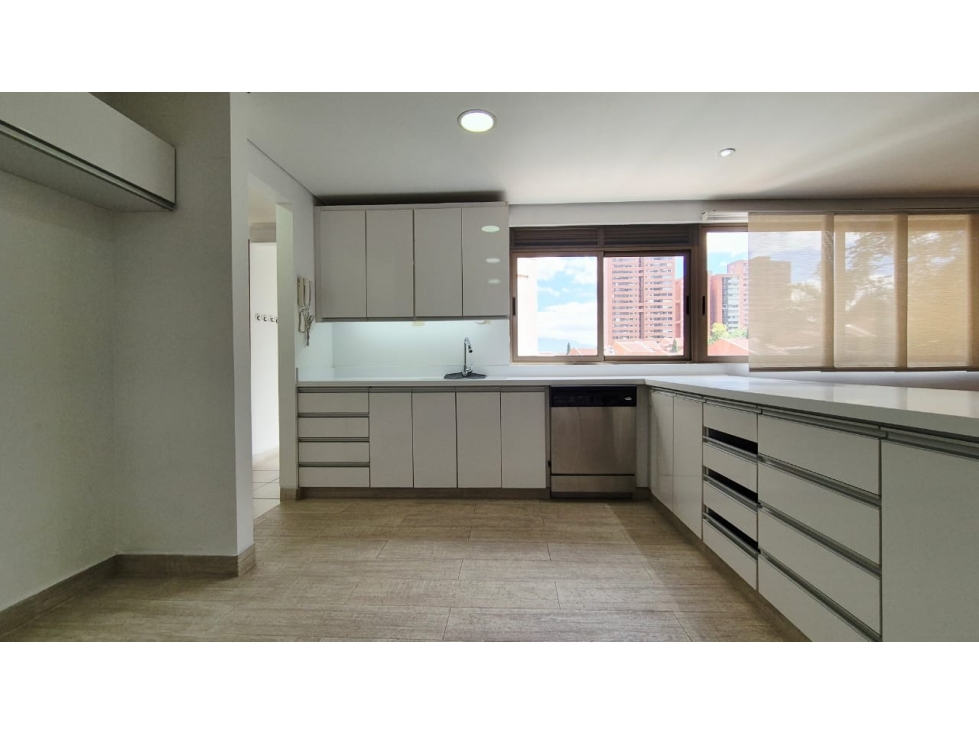 VENTA DE APARTAMENTO EN EL POBLADO - LA SUPERIOR — foto 4
