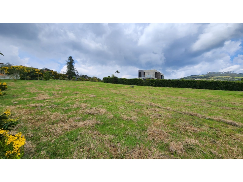 LOTE EN VENTA ALTOS DE LAS PALMAS-SECTOR LA ACUARELA