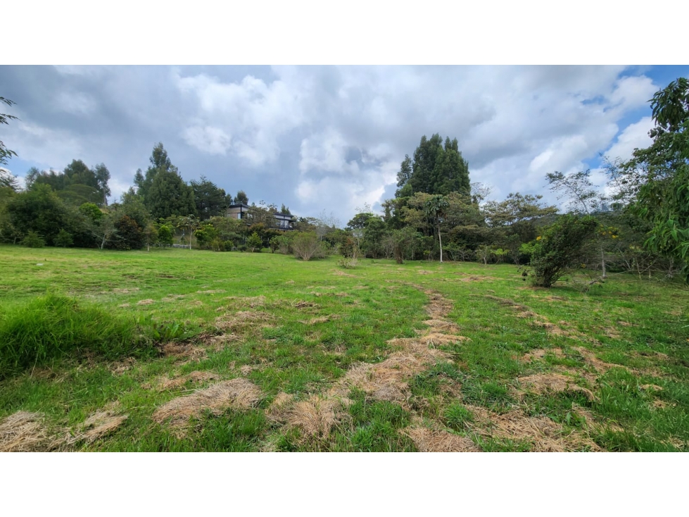 LOTE EN VENTA ALTO DE LAS PALMAS-SECTOR LA ACUARELA-ENVIGADO
