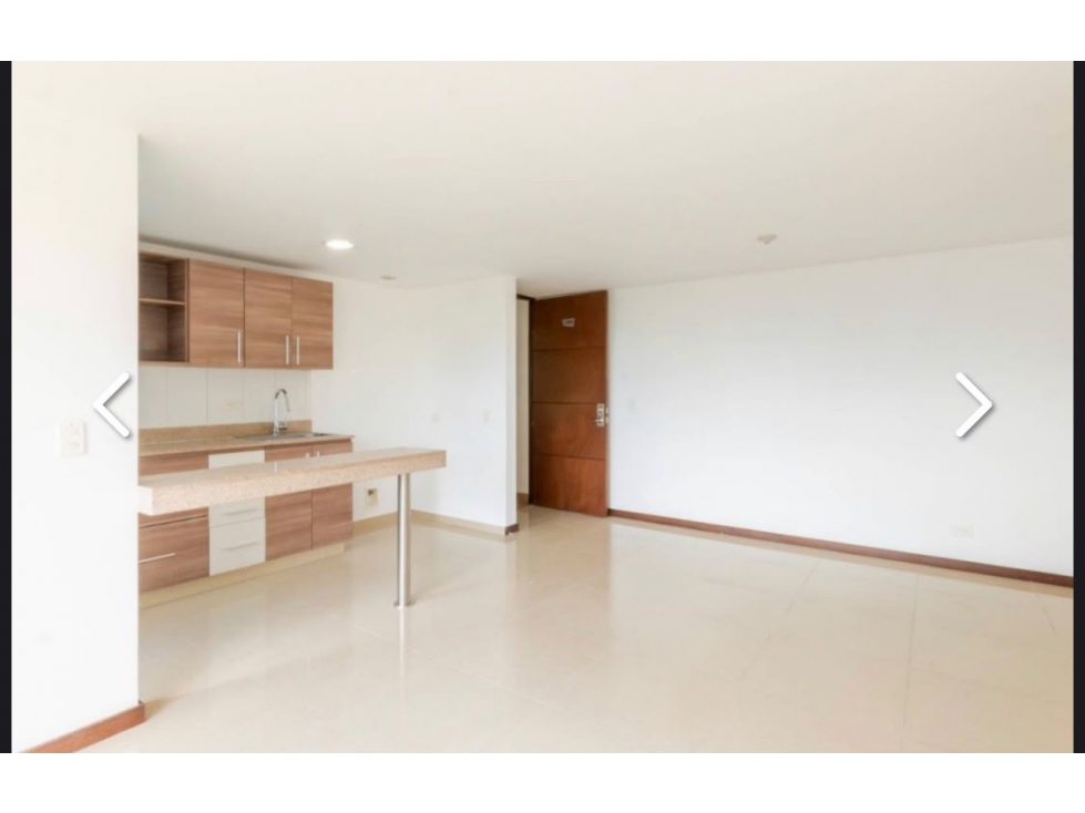 Vendo moderno apartamento con vista garantizada en Cumbres, Envigado. — foto 2