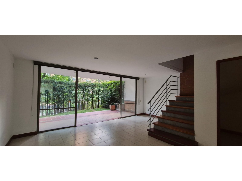 Venta de casa en Envigado en Loma del Chocho