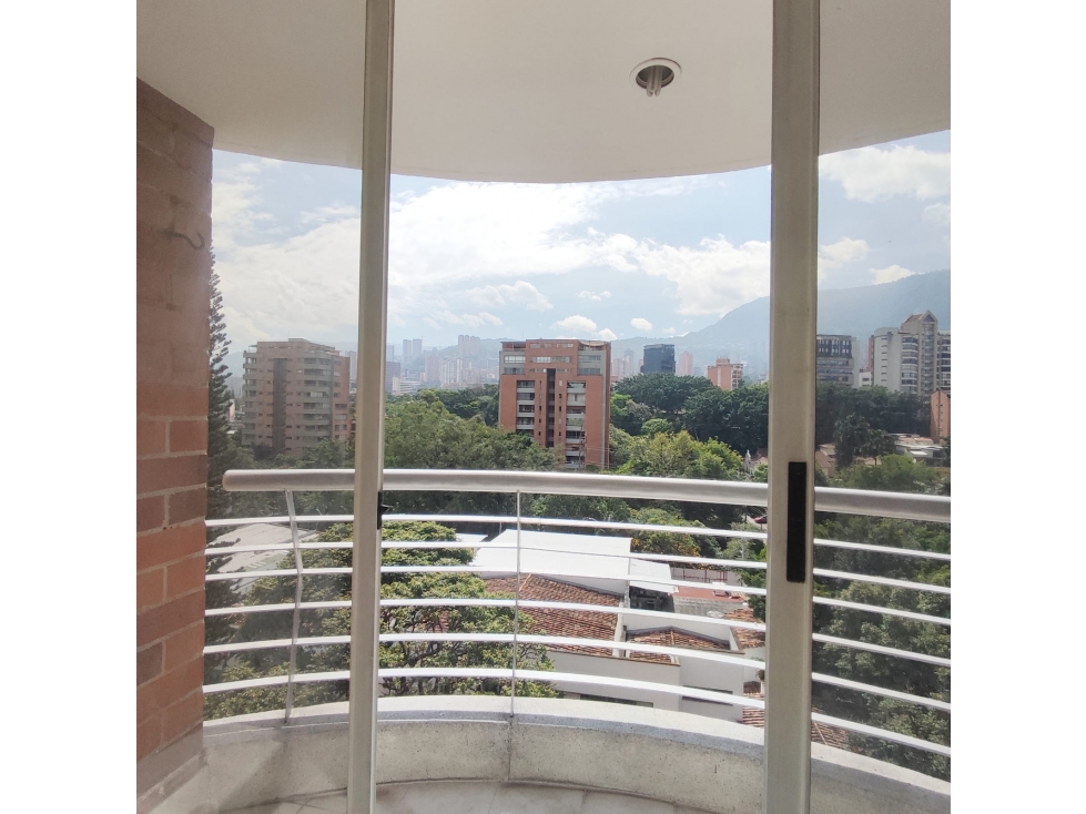 Venta de apartamento (inversión) en el Poblado sector Patio Bonito — foto 3