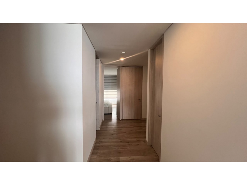 APARTAMENTO EN VENTA PARA ESTRENAR- ALTOS DEL POBLADO — foto 6