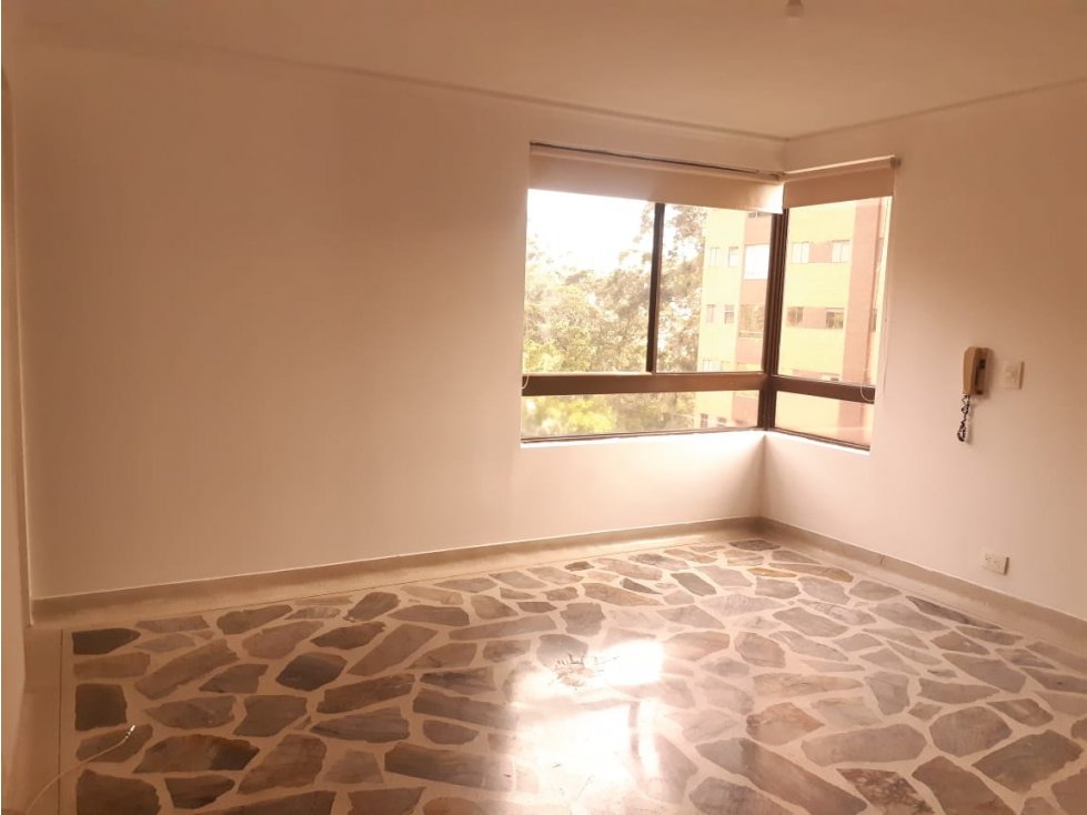 Venta de apartamento en el Poblado, sector Interlomas — foto 5