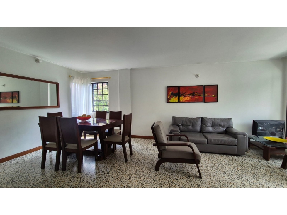 Vendo apartamento para remodelar en Otra parte, Envigado.