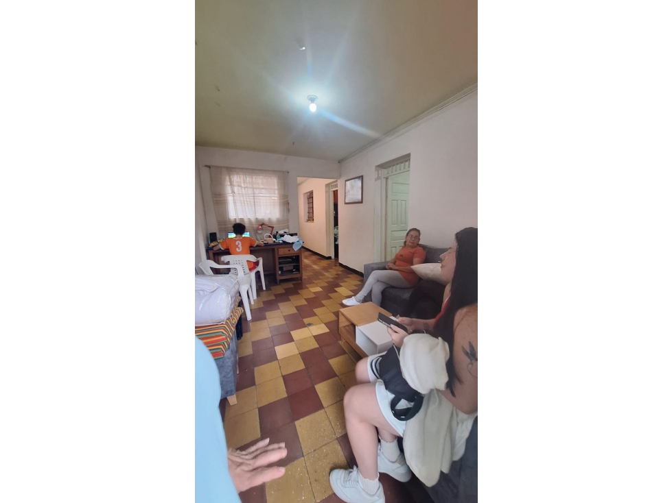 DOS CASAS Y TERRAZA PARA CONSTRUIR 3ER y 4TO PISO,  PRADO BELLO — foto 5