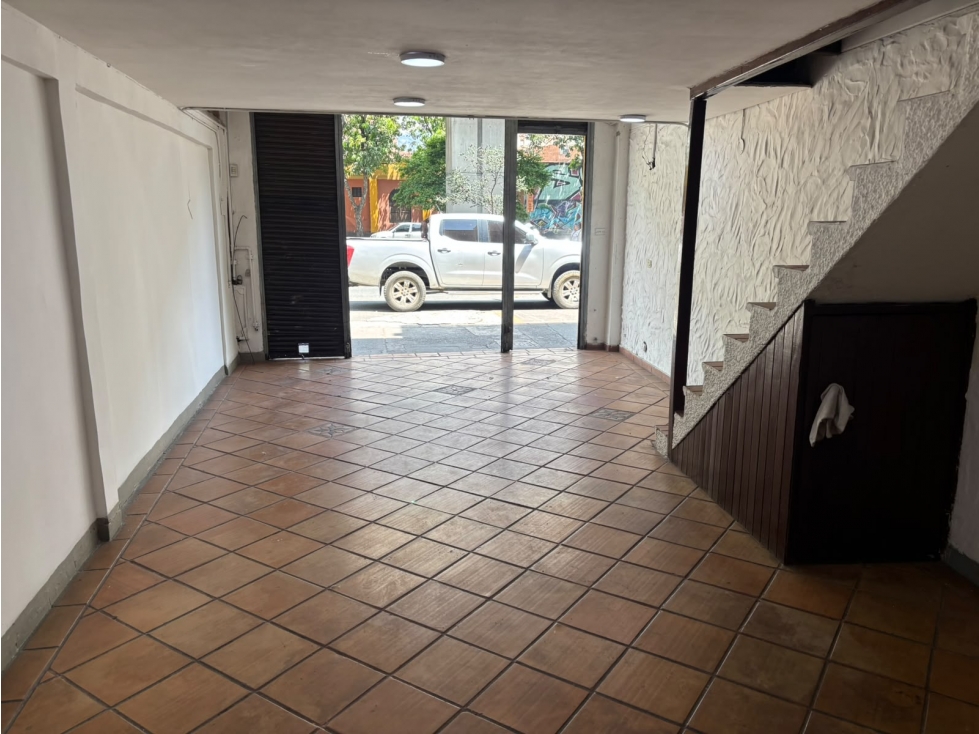 VENTA DE LOCAL COMERCIAL EN PRADO CENTRO MEDELLIN