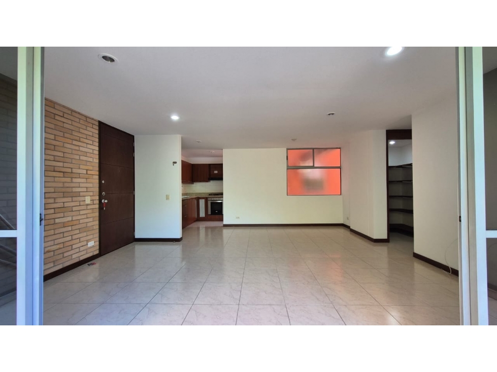 Apartamento: excelente distribución en la Loma del Chocho, Envigado. — foto 4