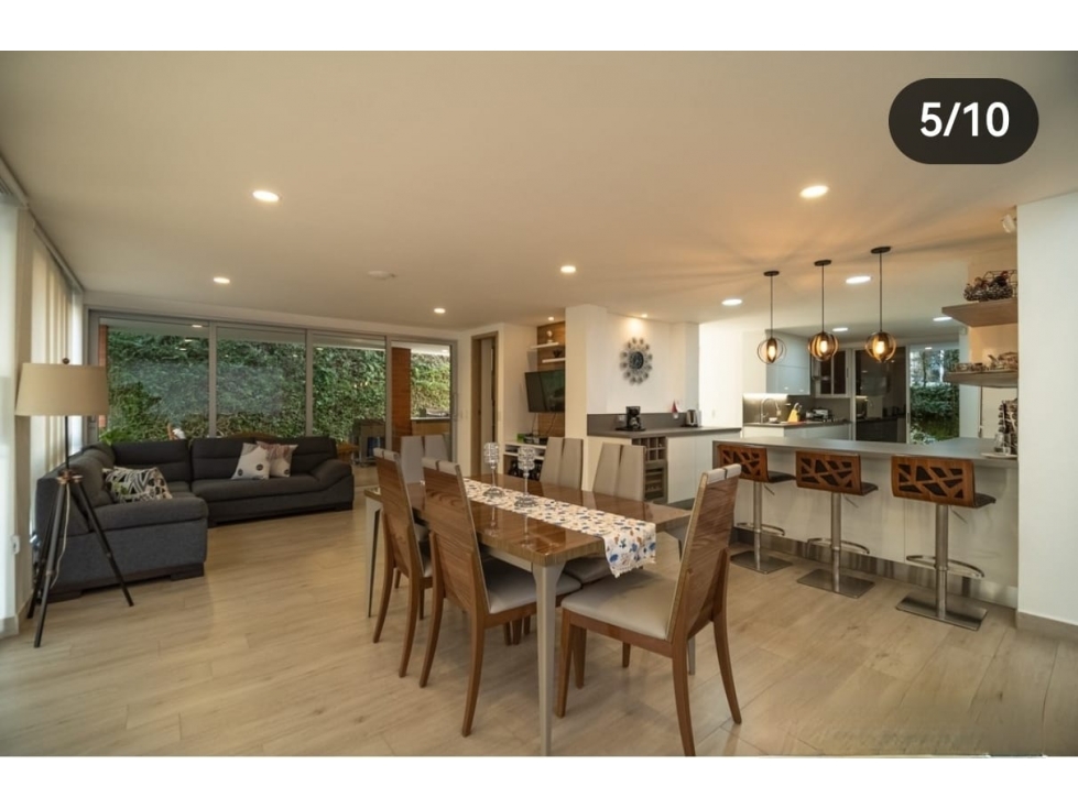 Venta de casa de 3 niveles en Sabaneta — foto 3