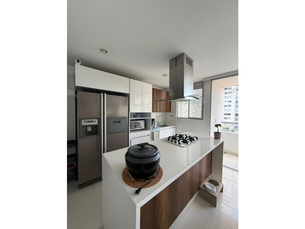 CUATRO HABITACIOES Y FULL SERVICIOS DE VENTA EN LA ESTRELLA