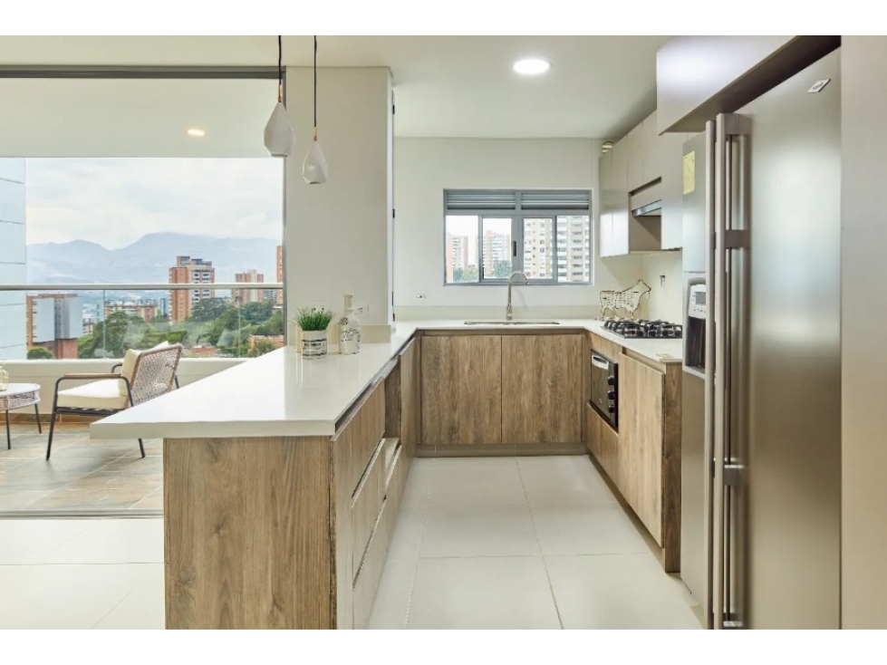 ENVIGADO, LOMA DE LOS MESA, EXCELENTE UBICACIÓN, MODERNO  — foto 3